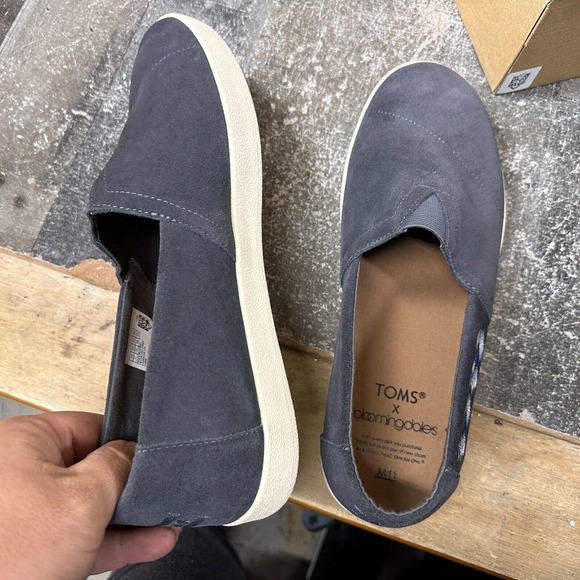 TOMS Bloomingdales Men\'s Slip On Loafer Size‎ 11 Gray Suede Emboidered Shoe main image 7